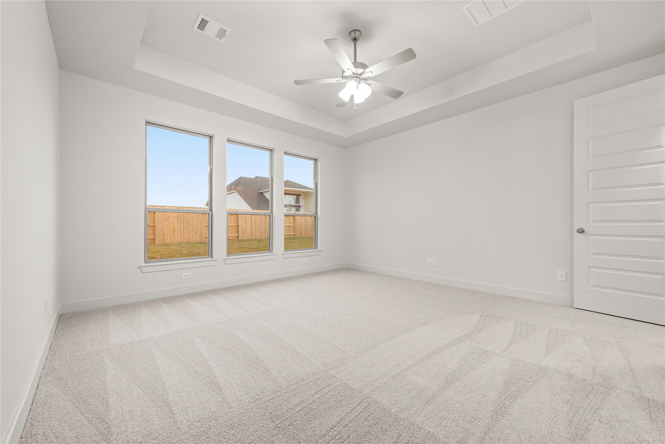 5115 Nesbit Path Rosenberg, TX 77471 - Photo 7 of 22