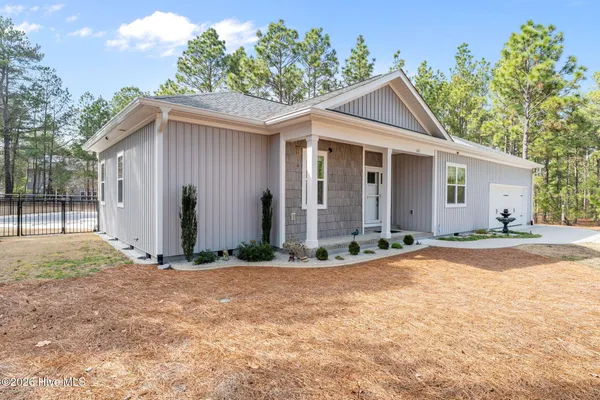 $465,000 | 102 Roxburgh Court, West End, NC 27376