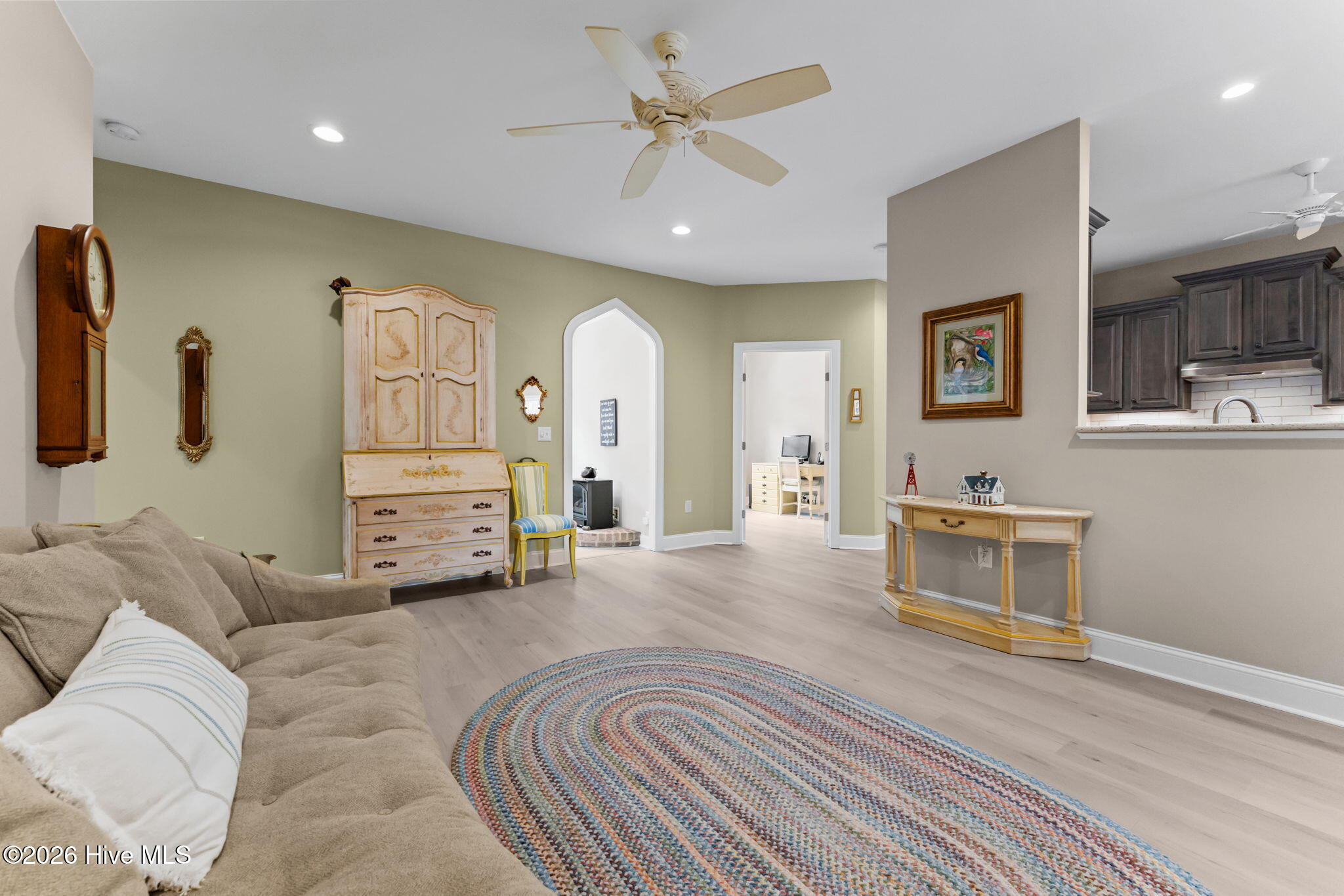 102 Roxburgh Court West End, NC 27376 - Photo 18 of 52 living room