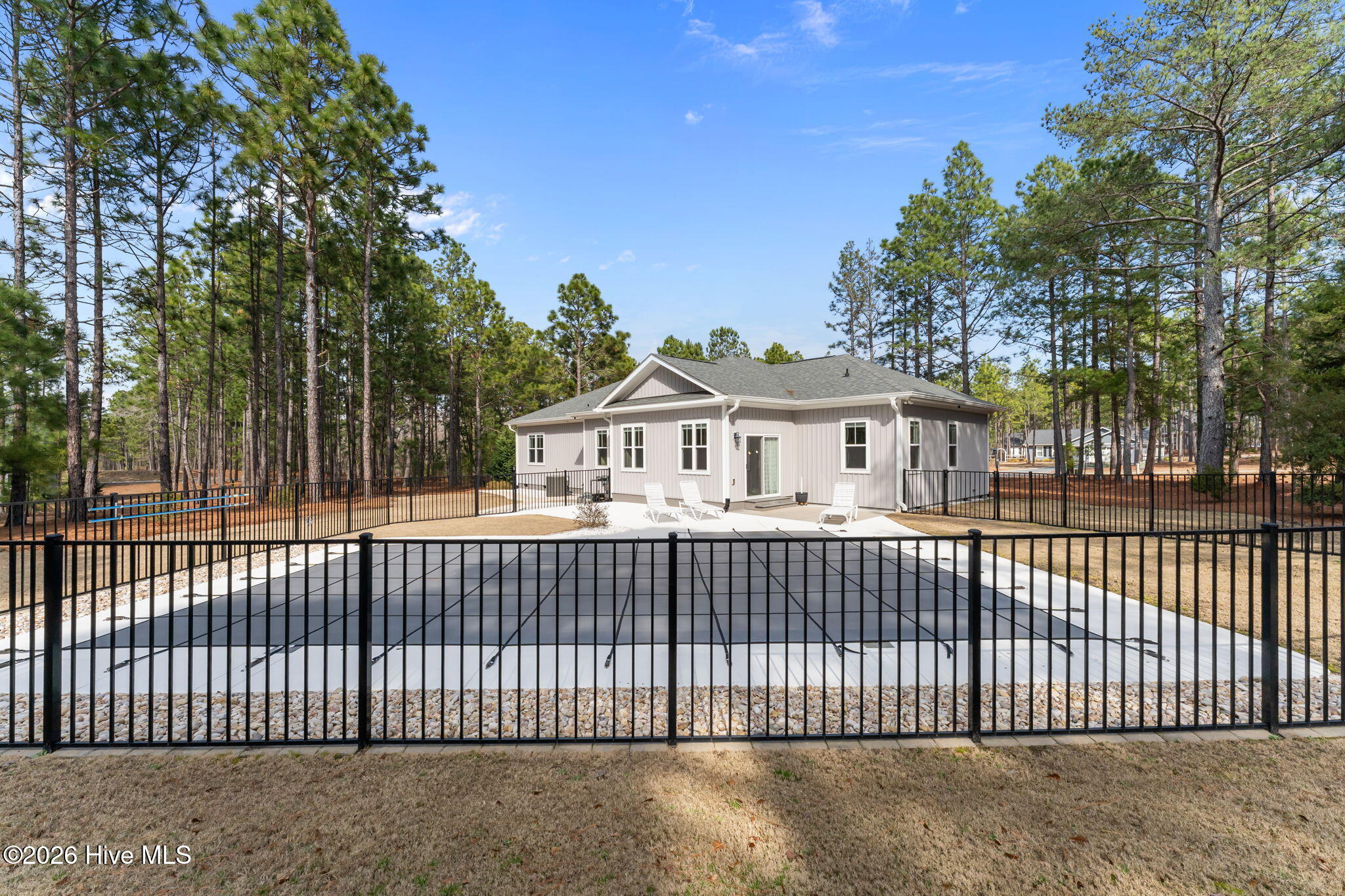102 Roxburgh Court West End, NC 27376 - Photo 37 of 52 41-web-or-mls-DSC08072