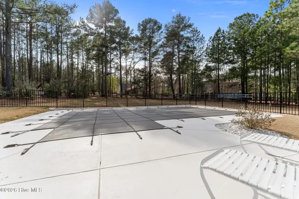 $465,000 | 102 Roxburgh Court, West End, NC 27376