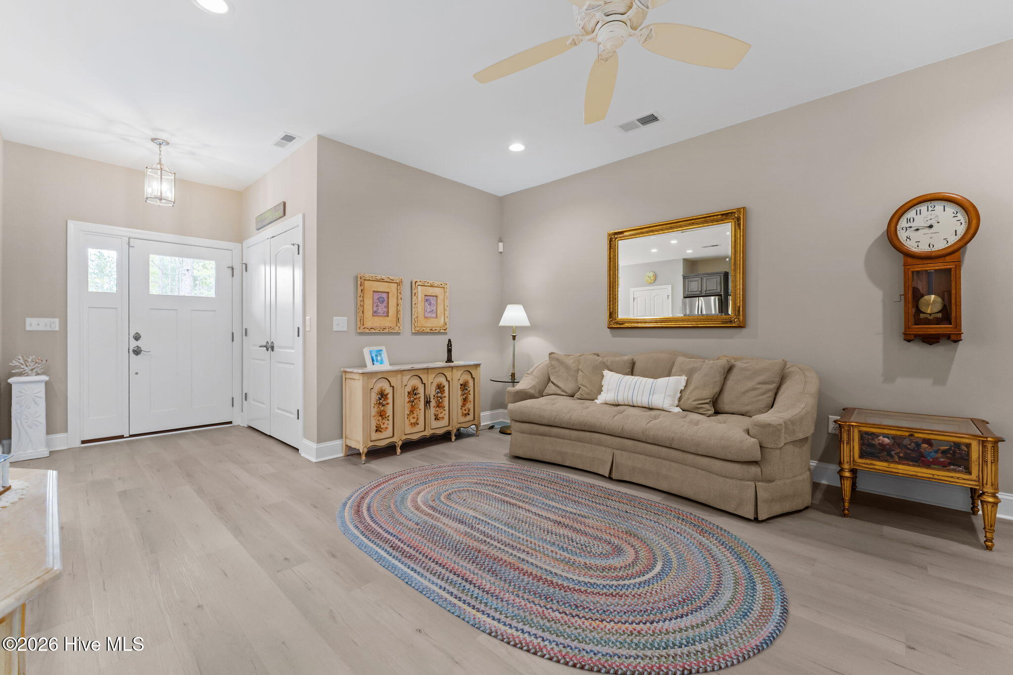102 Roxburgh Court West End, NC 27376 - Photo 8 of 52 livingroom