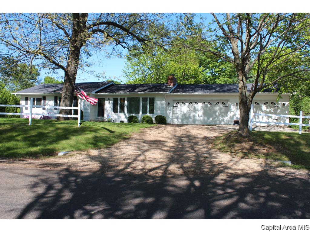 53 Palomino Road Springfield, IL 62702 - Photo 1 of 17