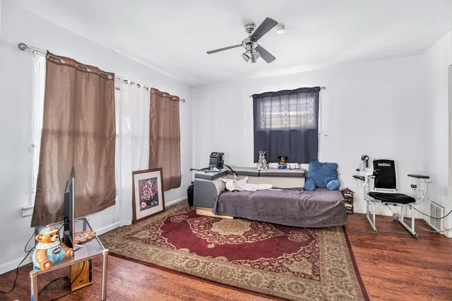 $129,900 | 2406 Sharon Street, Detroit, MI 48209