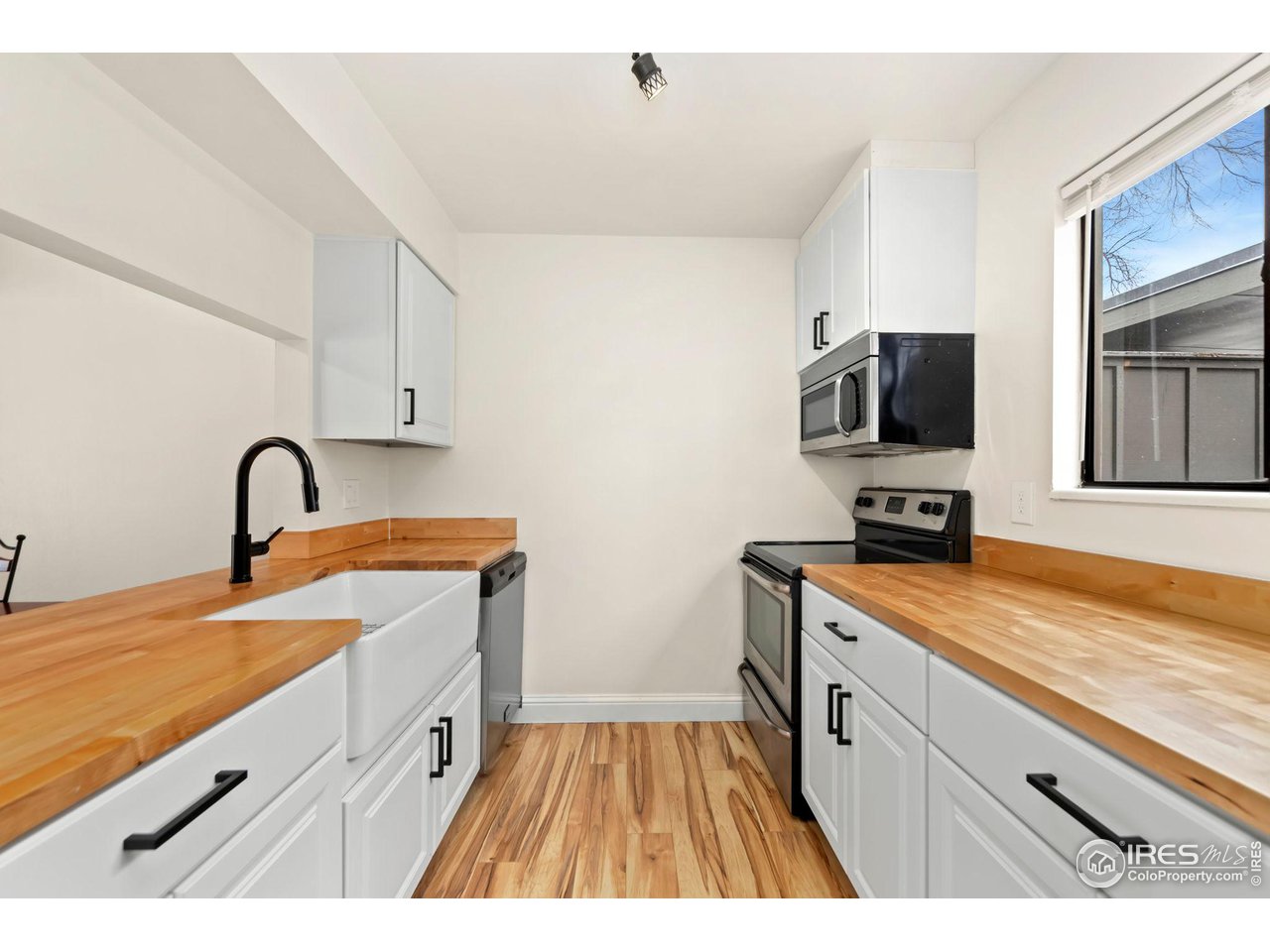809 East Drake Road, Unit 106 Fort Collins, CO 80525 - Photo 5 of 17 Gallery Image 5