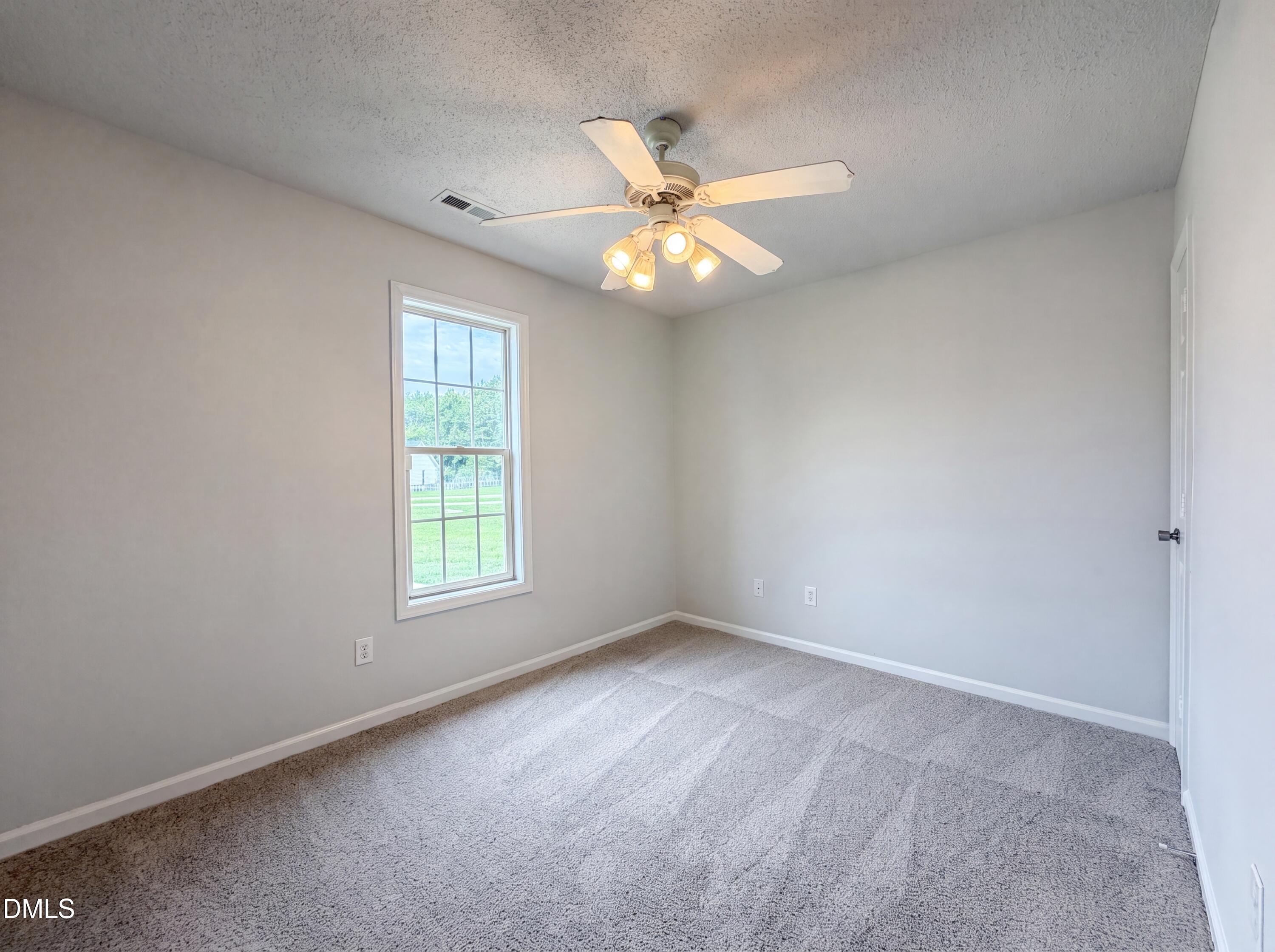 102 Reebe Circle Selma, NC 27576 - Photo 10 of 16 photo_06