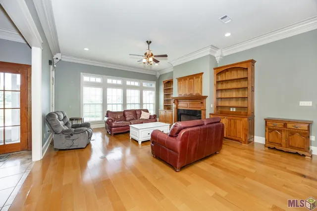 $409,900 | 2887 Muirfield Drive, Zachary, LA 70791