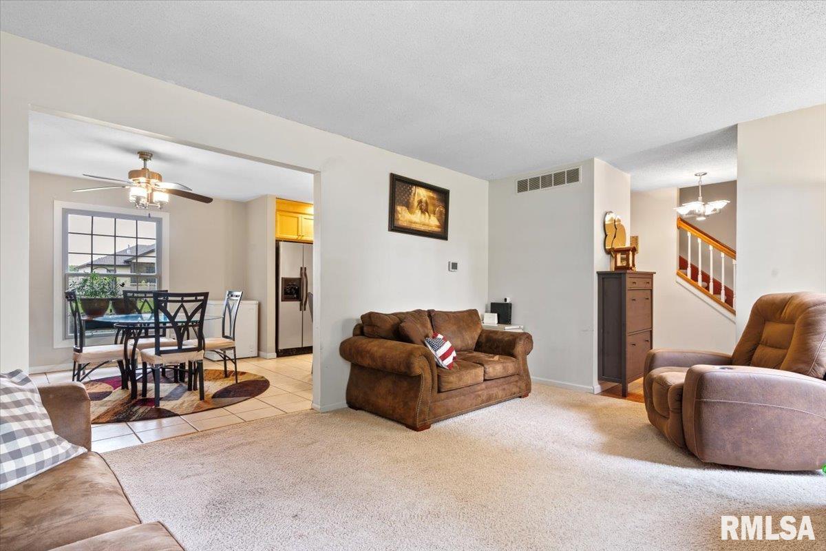 3613 Timothy Road Springfield, IL 62711 - Photo 7 of 33