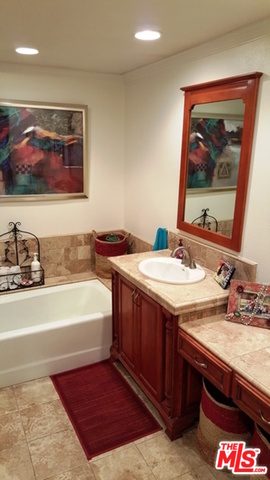 4350 Vía Dolce Marina del Rey, CA 90292 - Photo 22 of 29