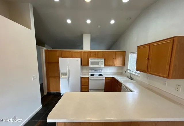 $2,195 | 7470 Rodin Court, Sun Valley, NV 89433