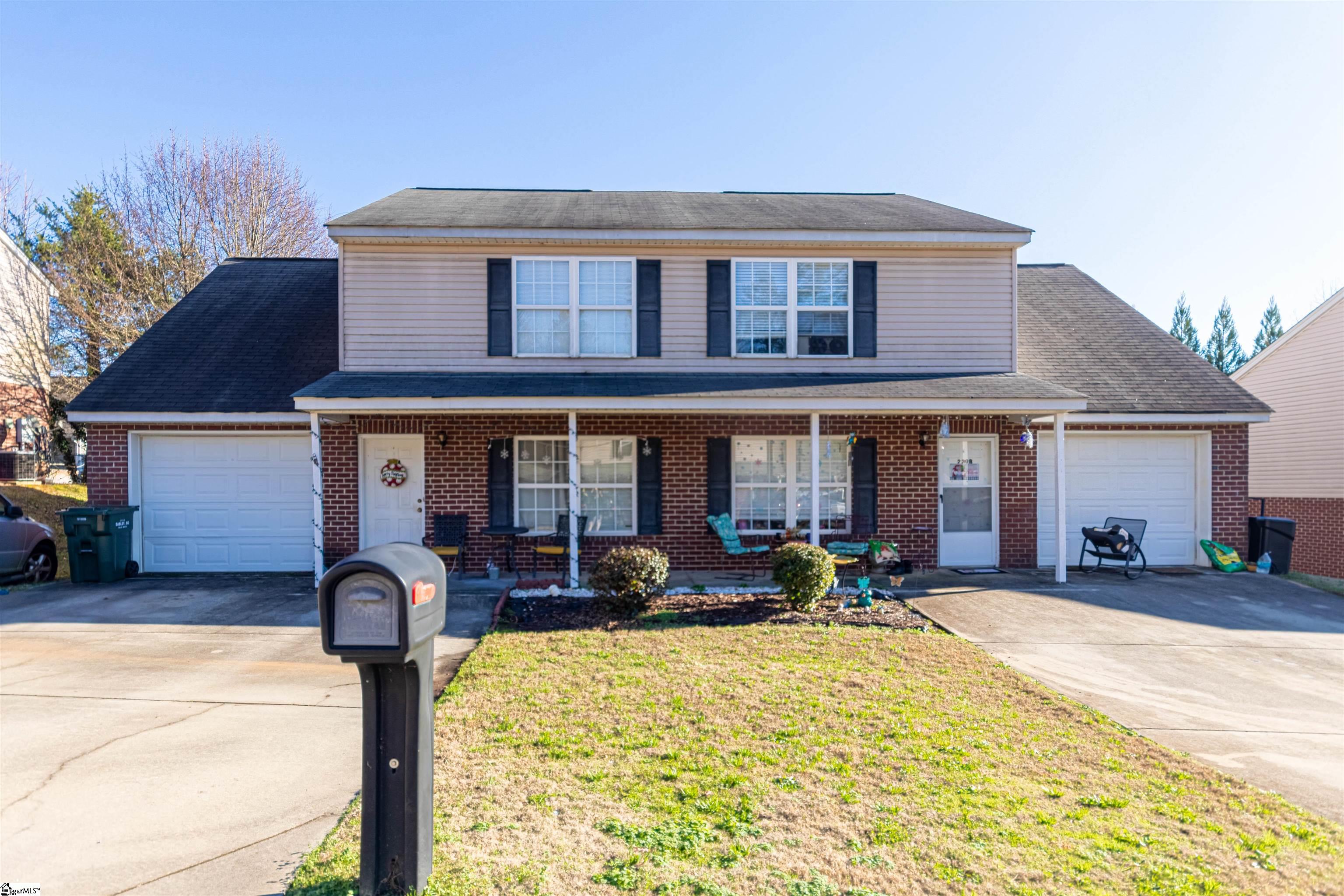 229 Springfield Circle Easley, SC 29642 - Photo 1 of 10 Gallery Image 1