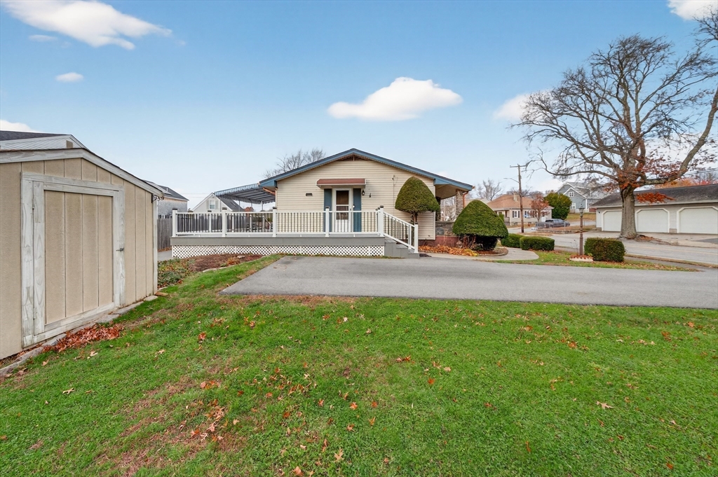 100 Sycamore Street Fairhaven, MA 02719 - Photo 34 of 36