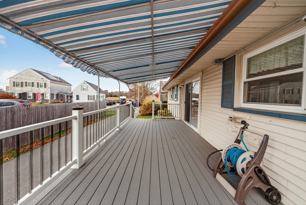 100 Sycamore Street Fairhaven, MA 02719 - Photo 8 of 36