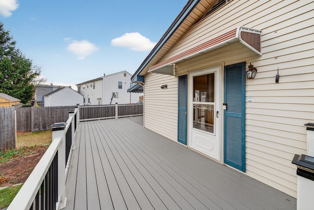 100 Sycamore Street Fairhaven, MA 02719 - Photo 9 of 36