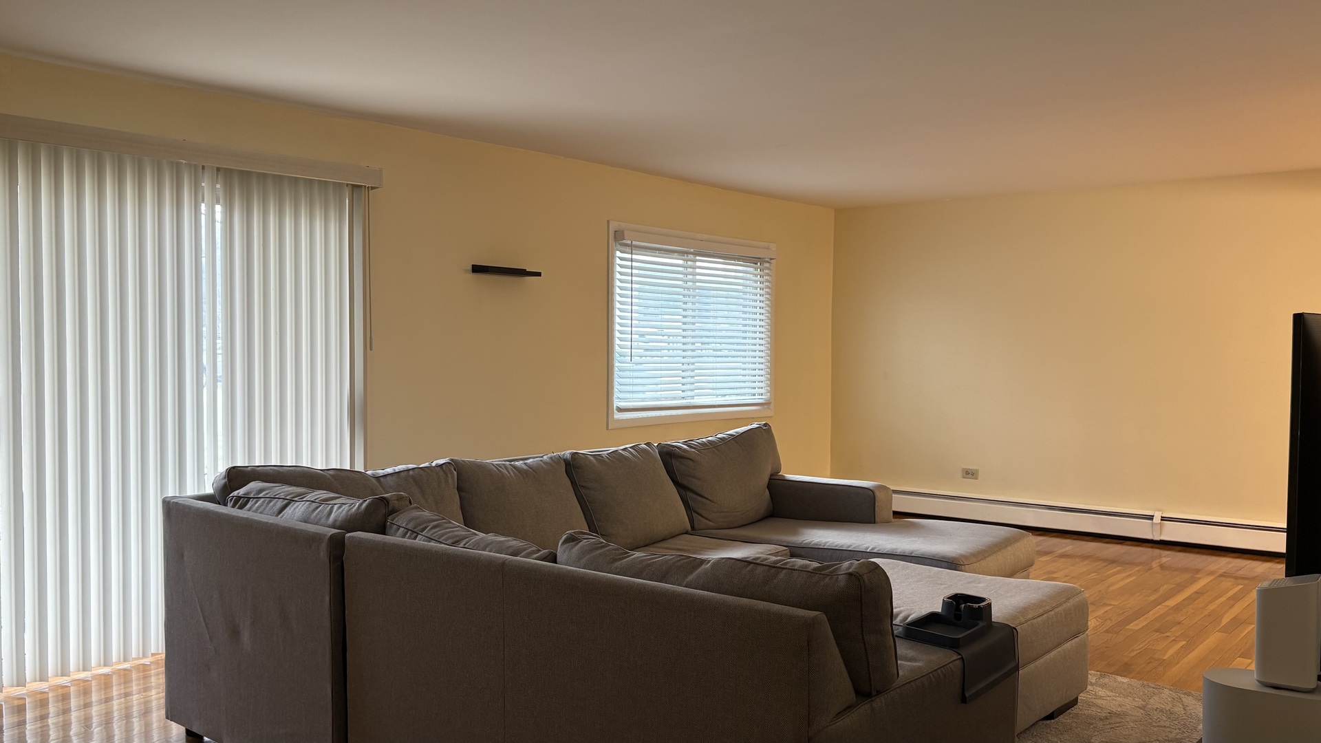 8804 Golf Road, Unit 1G Des Plaines, IL 60016 - Photo 5 of 18 Gallery Image 5