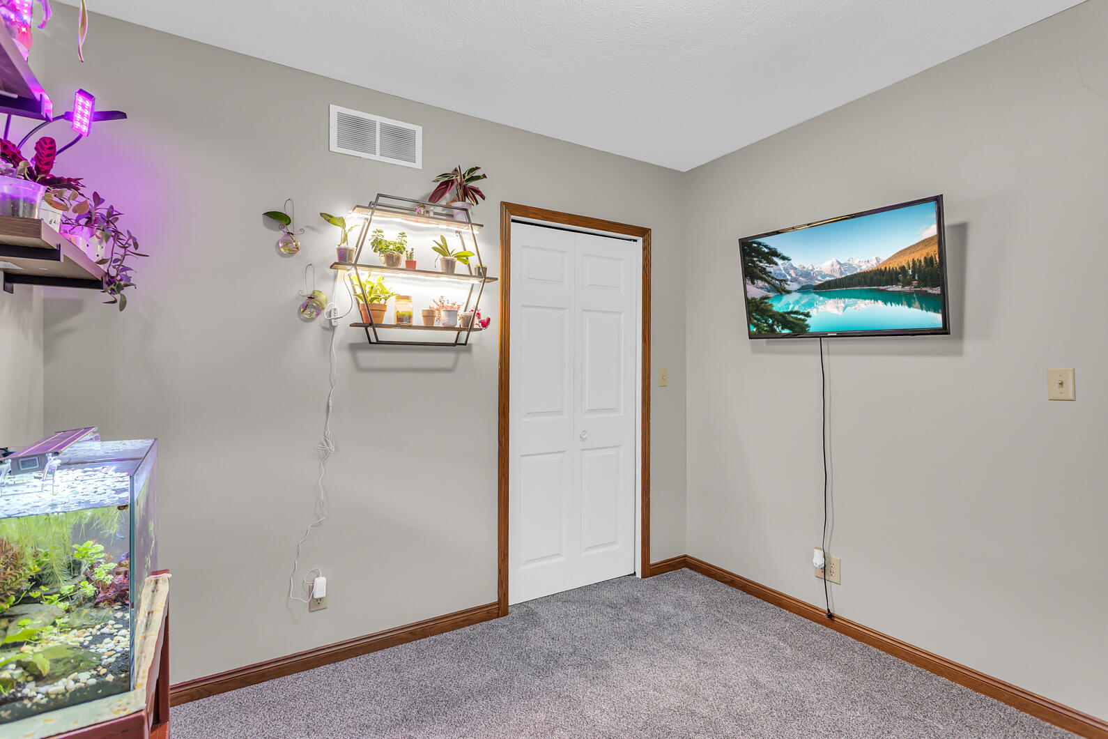 110 North Thompson Street Jackson, MI 49202 - Photo 22 of 38 0N0A6080