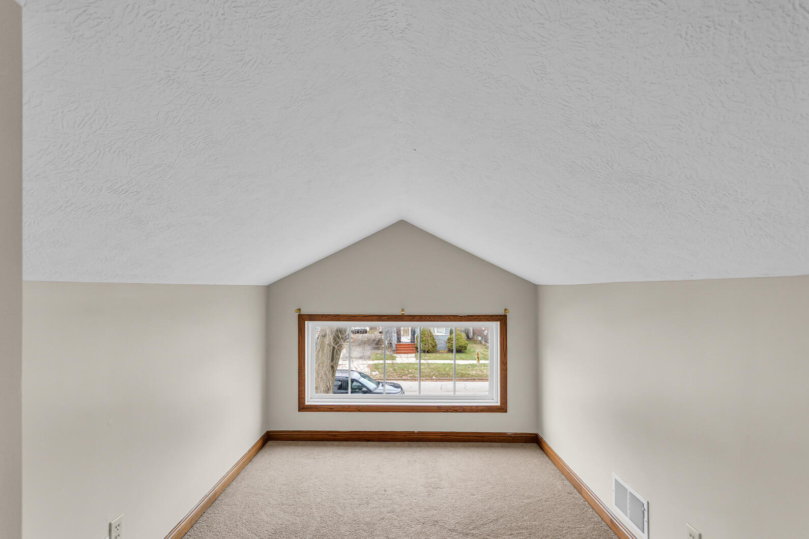 110 North Thompson Street Jackson, MI 49202 - Photo 25 of 38 0N0A6089