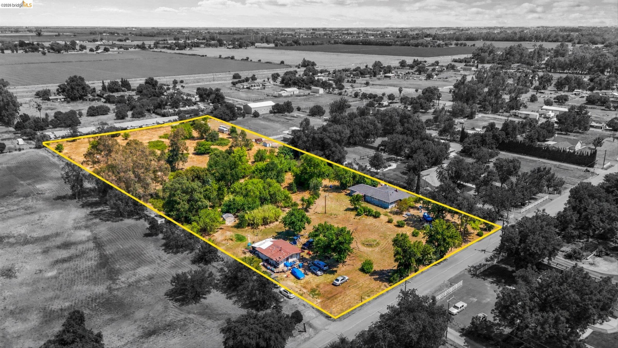 7750 Locke Road Vacaville, CA 95688 - Photo 2 of 23 Expansive property with two residential structures and mature trees