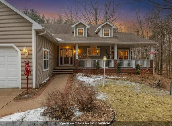 $724,900 | 3877 Sandhill Drive, Pulaski, WI 54162