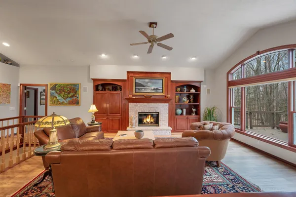 $724,900 | 3877 Sandhill Drive, Pulaski, WI 54162