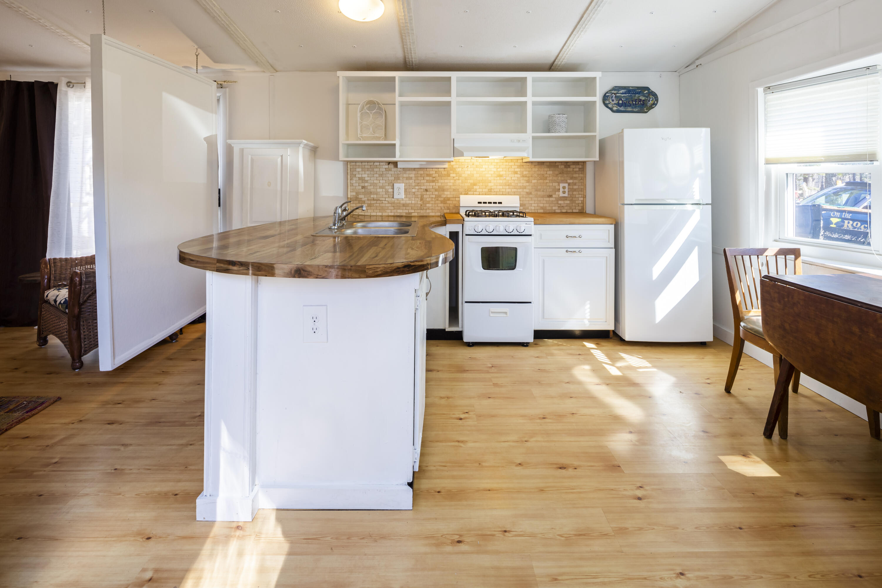 210 W Road, Unit B12 Wellfleet, MA 02667 - Photo 6 of 17 210WestRdB12-13-p