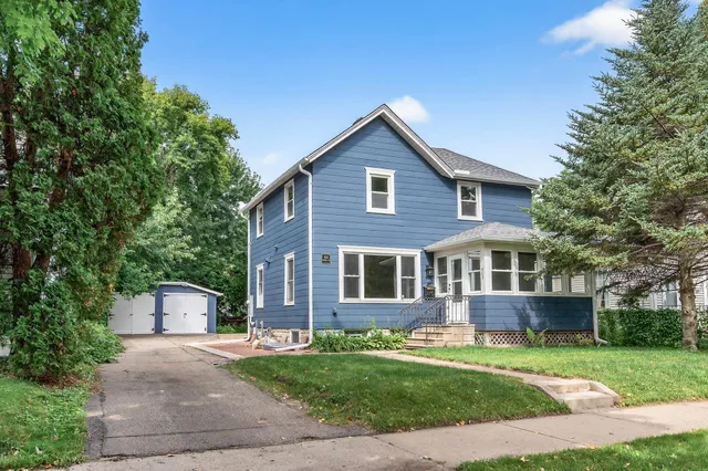 $399,900 | 409 Winslow Avenue, St. Paul, MN 55107