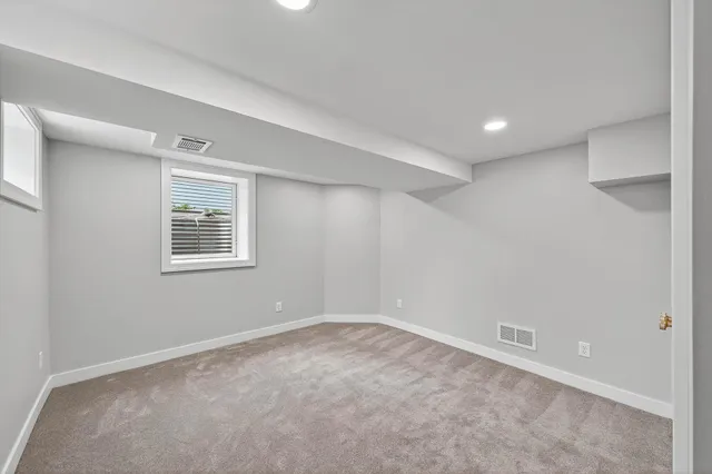 $399,900 | 409 Winslow Avenue, St. Paul, MN 55107