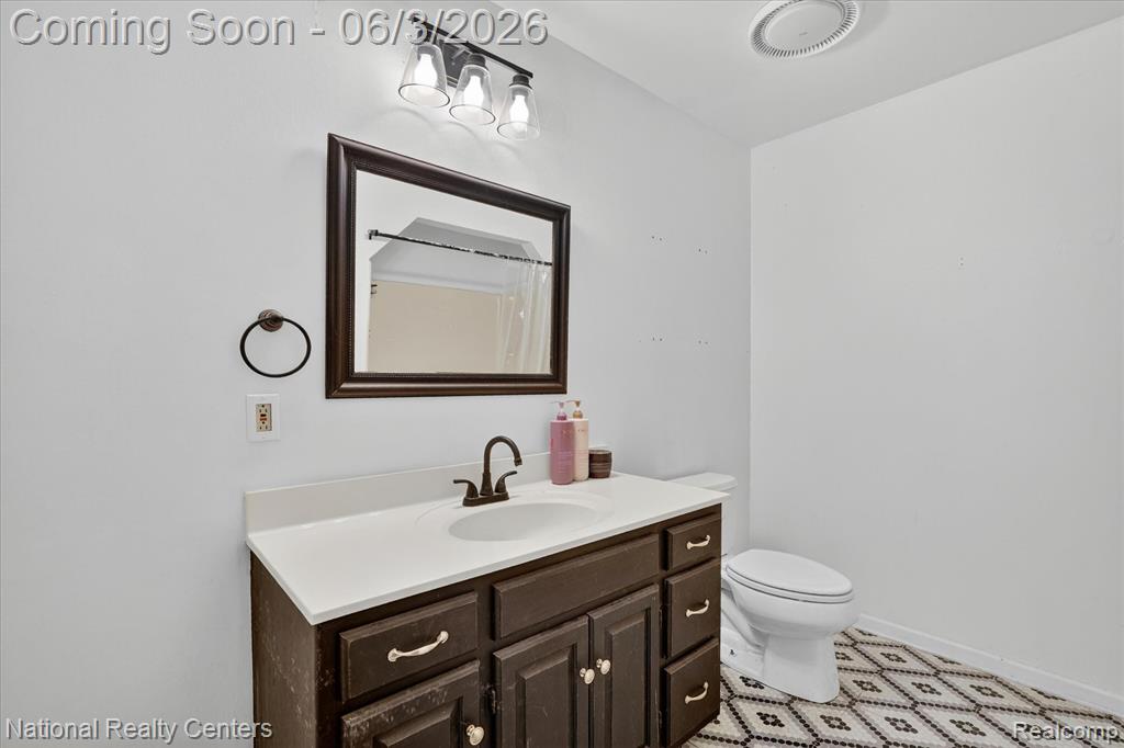 864 East Lovejoy Road Howell, MI 48855 - Photo 49 of 68