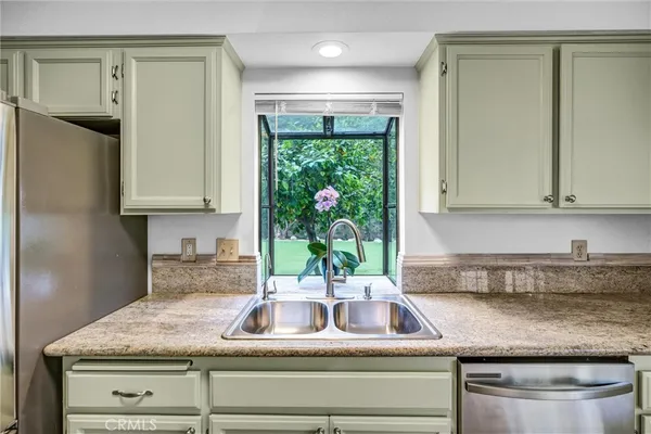 $4,700 | 19620 Leadwell Street, Reseda, CA 91335