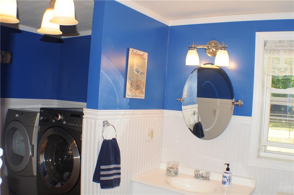 338 Cole Road Kennebunk, ME 04043 - Photo 16 of 34 Photo