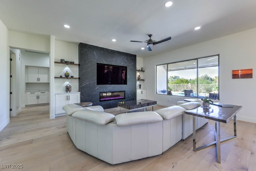 16 Holston Hills Road Henderson, NV 89052 - Photo 14 of 38