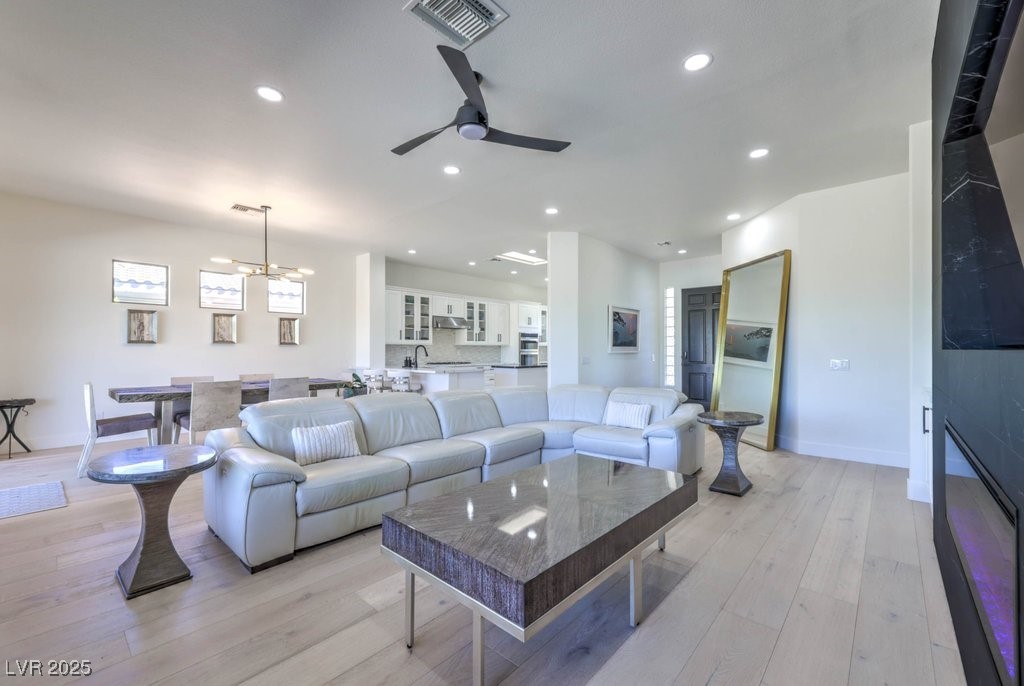 16 Holston Hills Road Henderson, NV 89052 - Photo 15 of 38