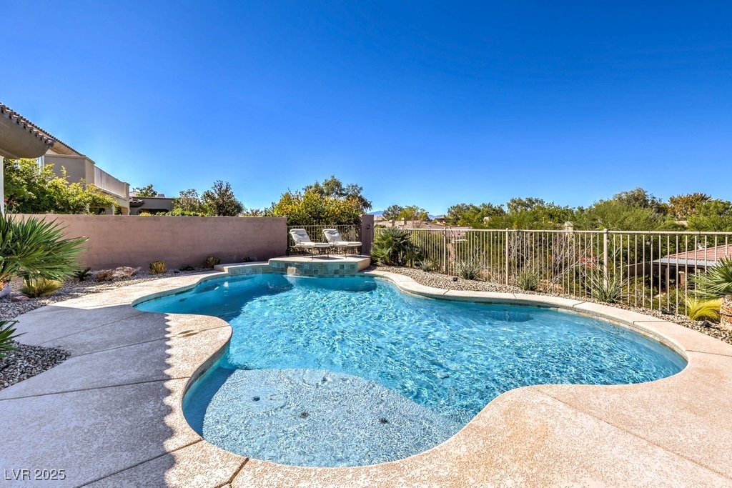 16 Holston Hills Road Henderson, NV 89052 - Photo 32 of 38