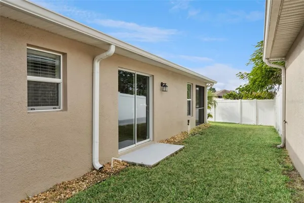 $227,500 | 3342 Raleigh Drive, Winter Haven, FL 33884
