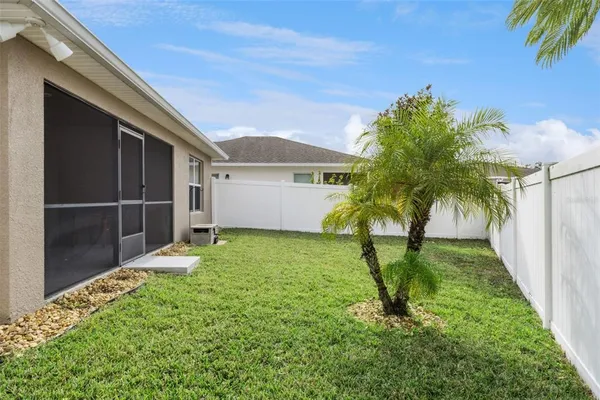 $227,500 | 3342 Raleigh Drive, Winter Haven, FL 33884