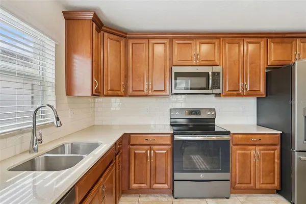 $227,500 | 3342 Raleigh Drive, Winter Haven, FL 33884