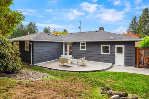 $895,000 | 11346 Bartlett Avenue Northeast, Seattle, WA 98125