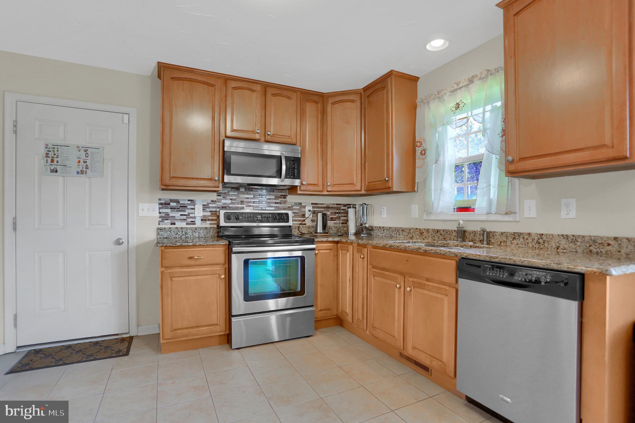 2135 Carriage Run Road York, PA 17408 - Photo 11 of 40 Gallery Image 11