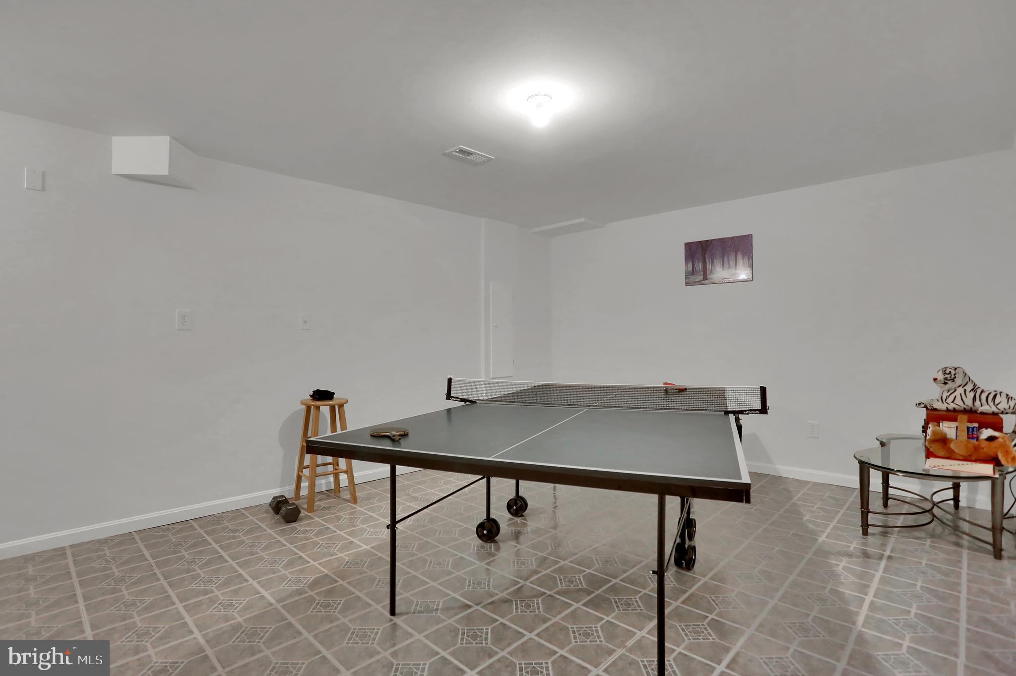2135 Carriage Run Road York, PA 17408 - Photo 30 of 40 Gallery Image 30