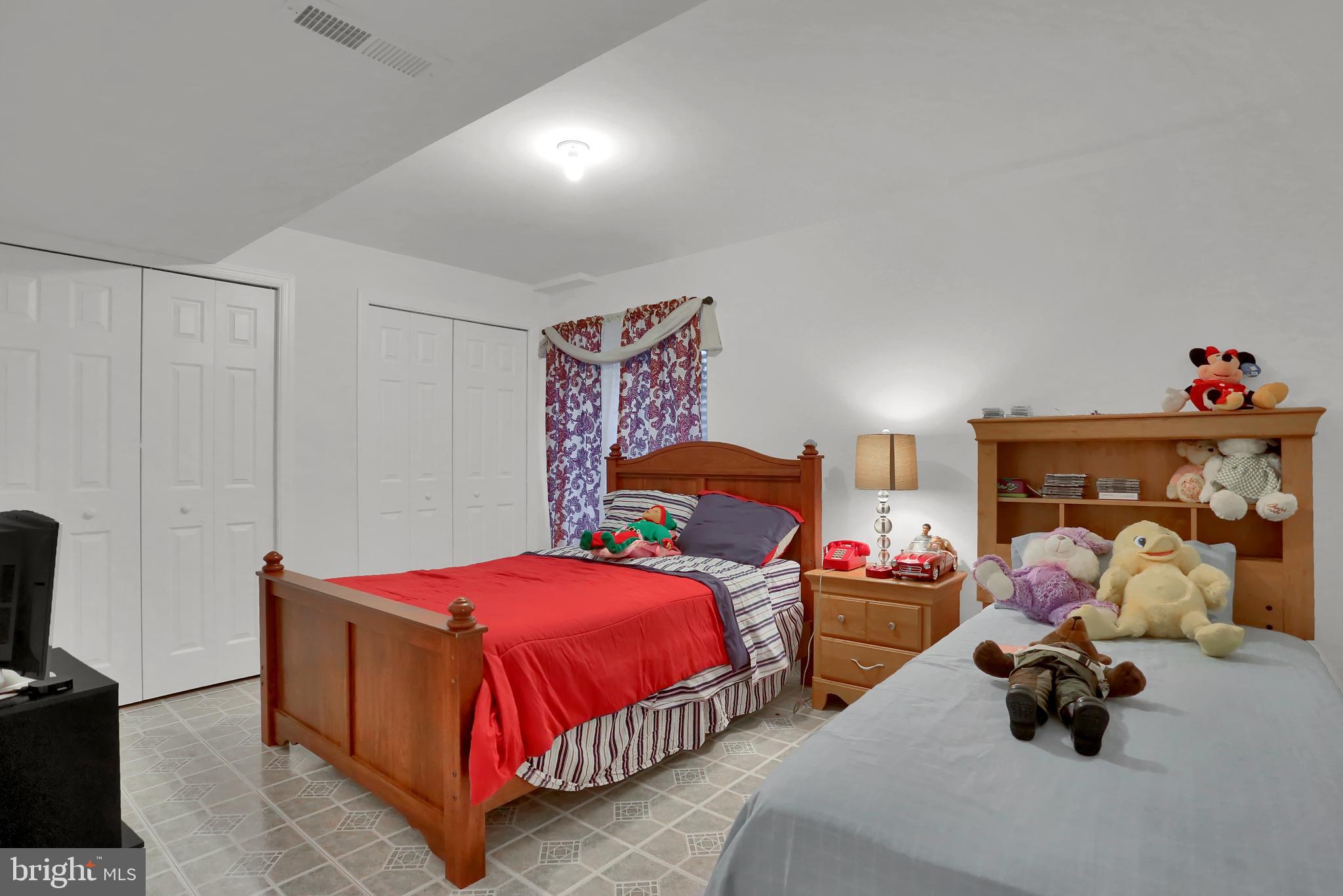 2135 Carriage Run Road York, PA 17408 - Photo 32 of 40 Gallery Image 32