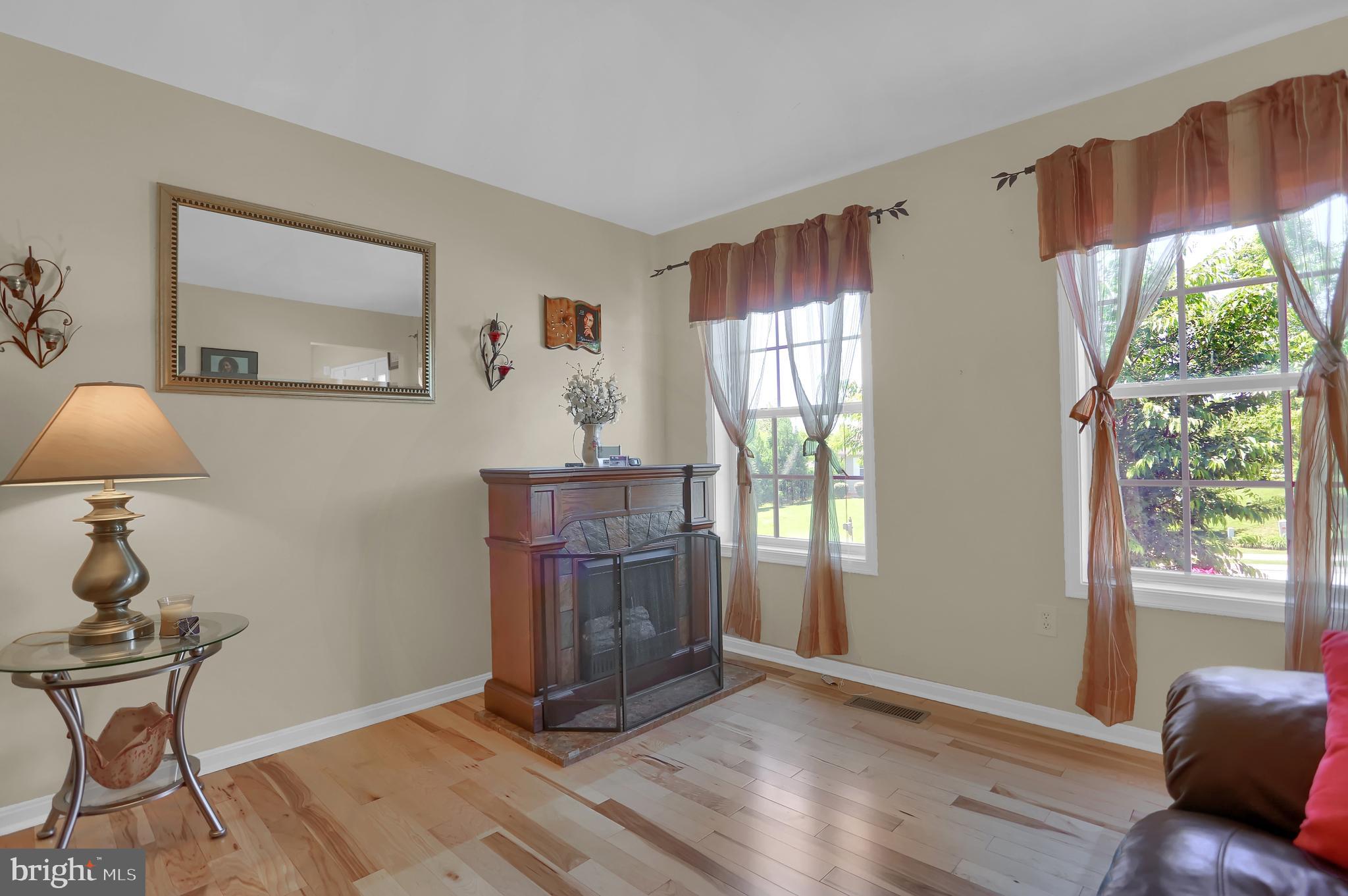 2135 Carriage Run Road York, PA 17408 - Photo 5 of 40 Gallery Image 5