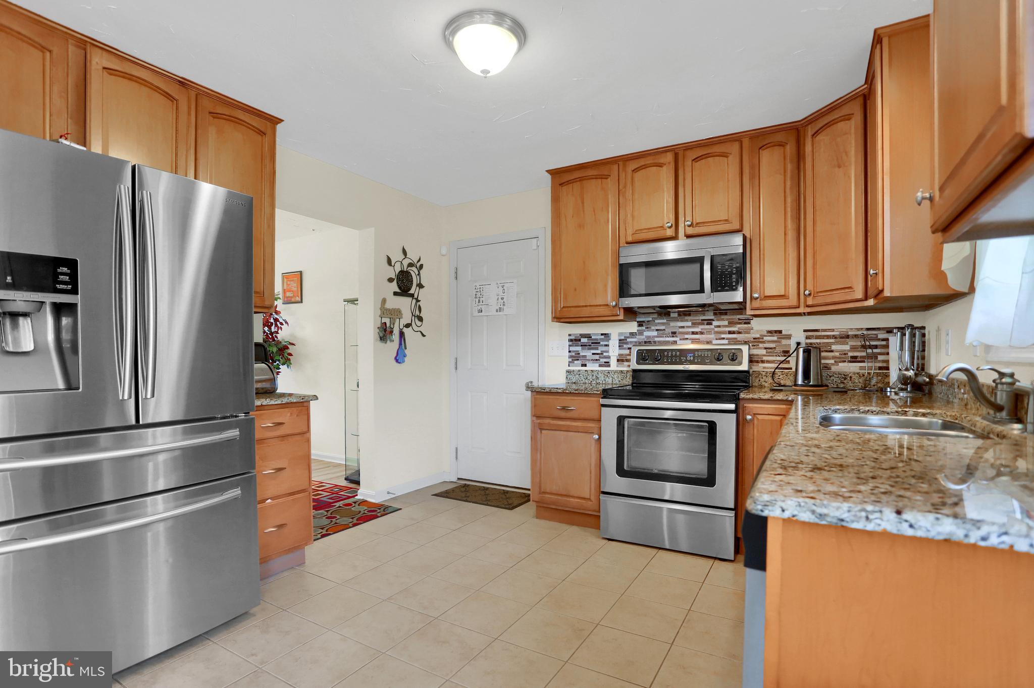 2135 Carriage Run Road York, PA 17408 - Photo 10 of 40 Gallery Image 10