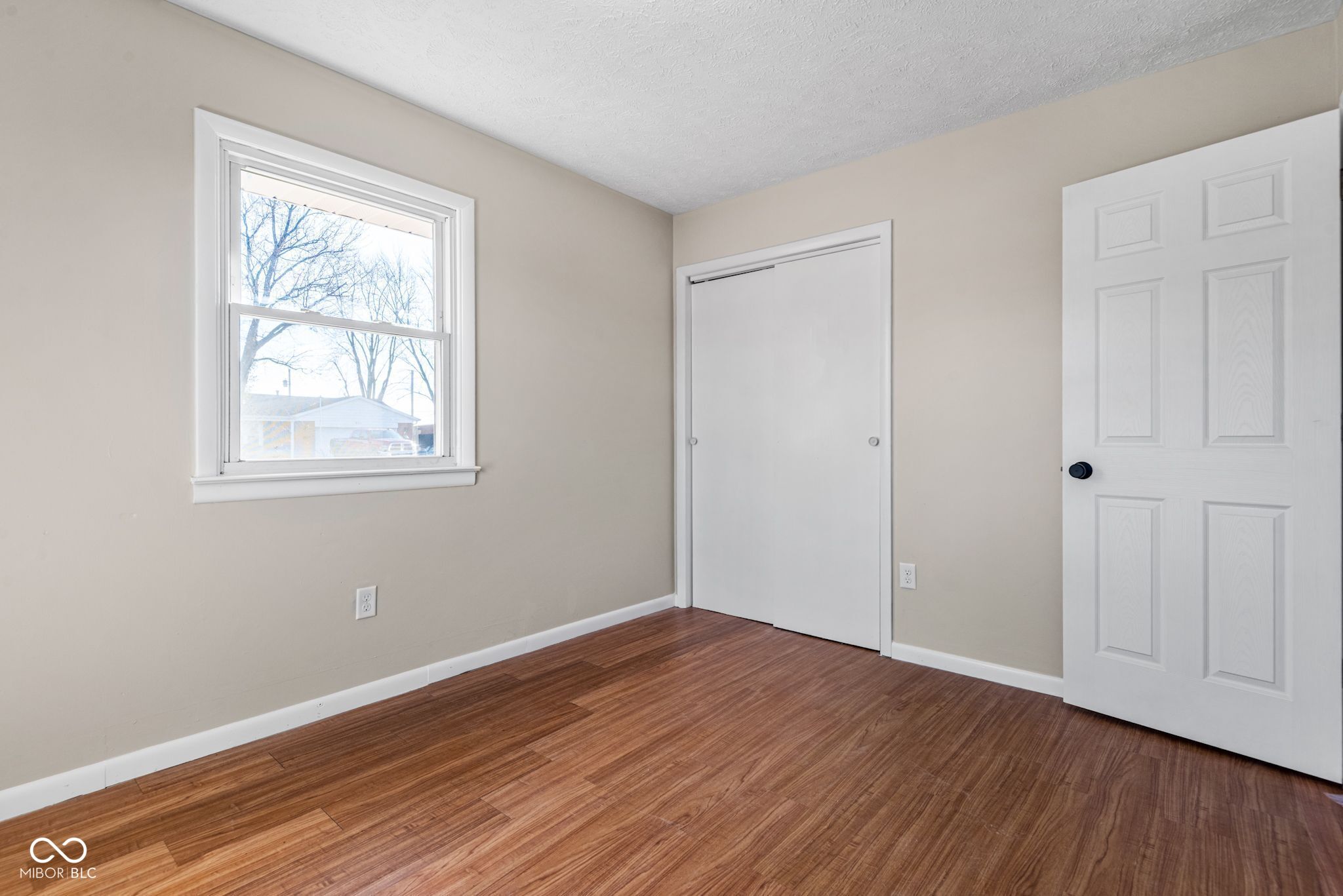 652 North Dellasburg Road Columbus, IN 47203 - Photo 17 of 23