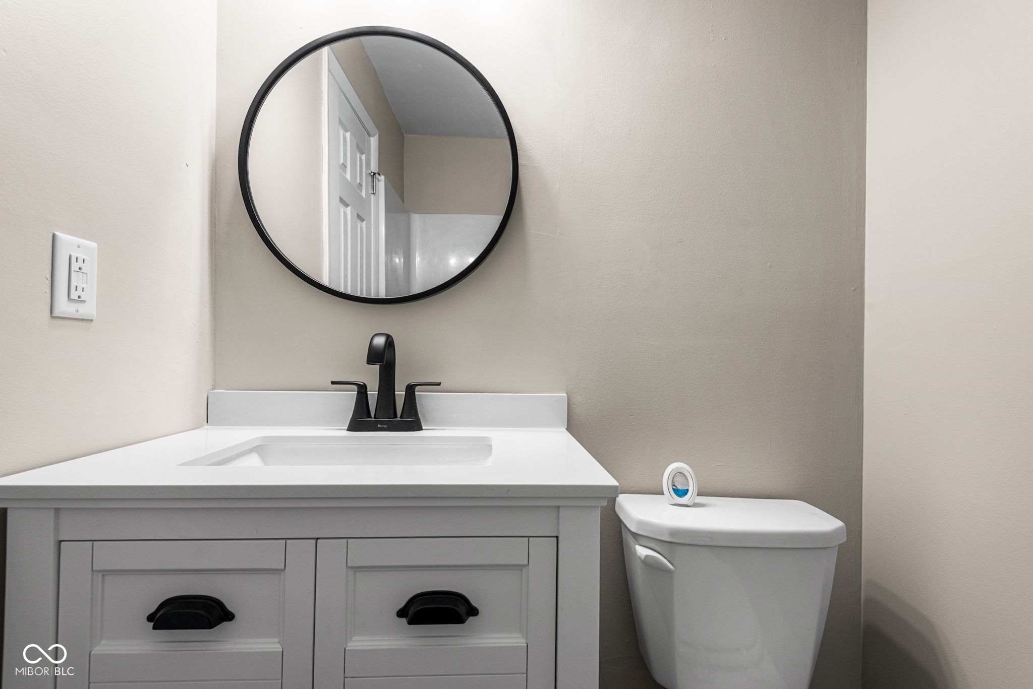 652 North Dellasburg Road Columbus, IN 47203 - Photo 18 of 23