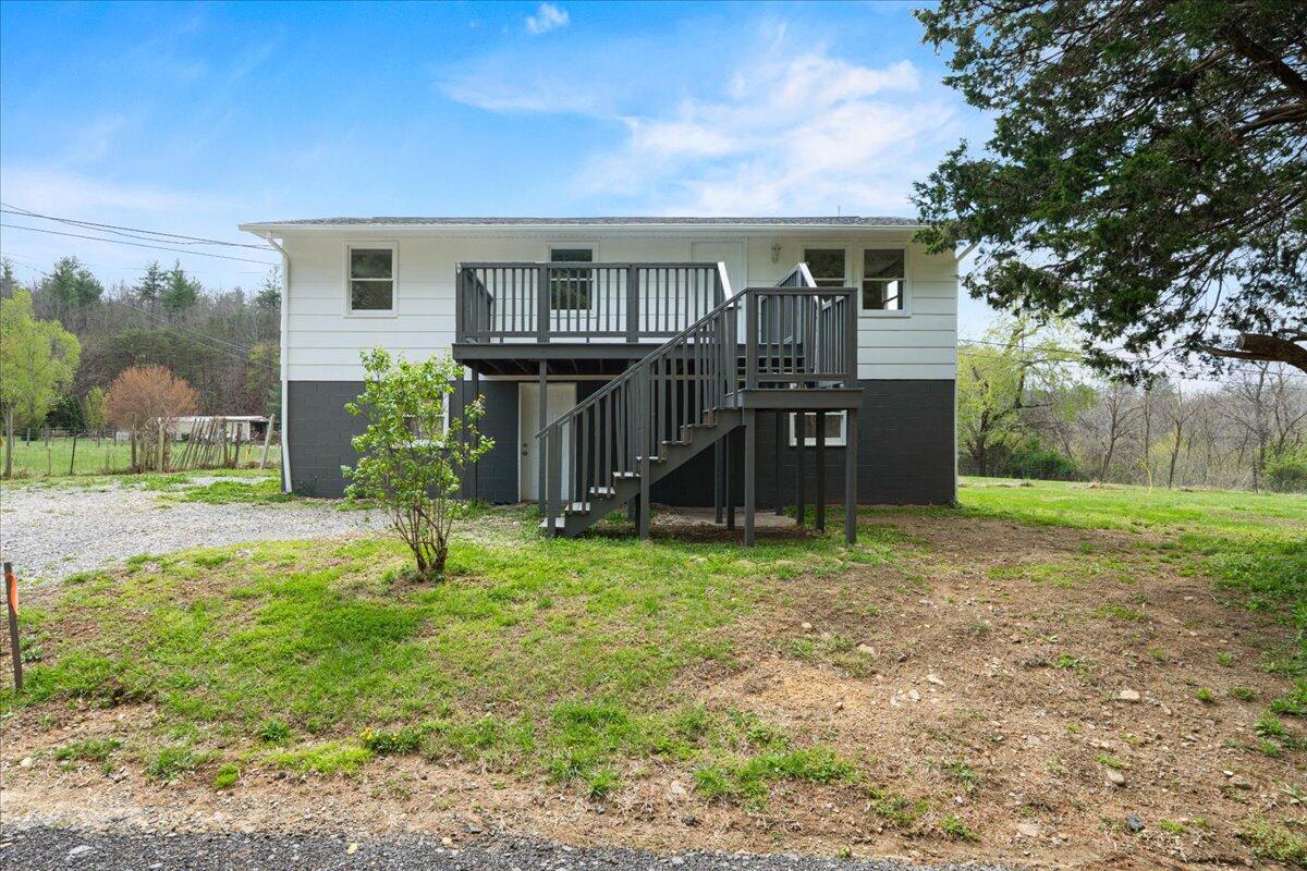 28 Scotts Hollow Road Eagle Rock, VA 24085 - Photo 5 of 44 24-DSC1594