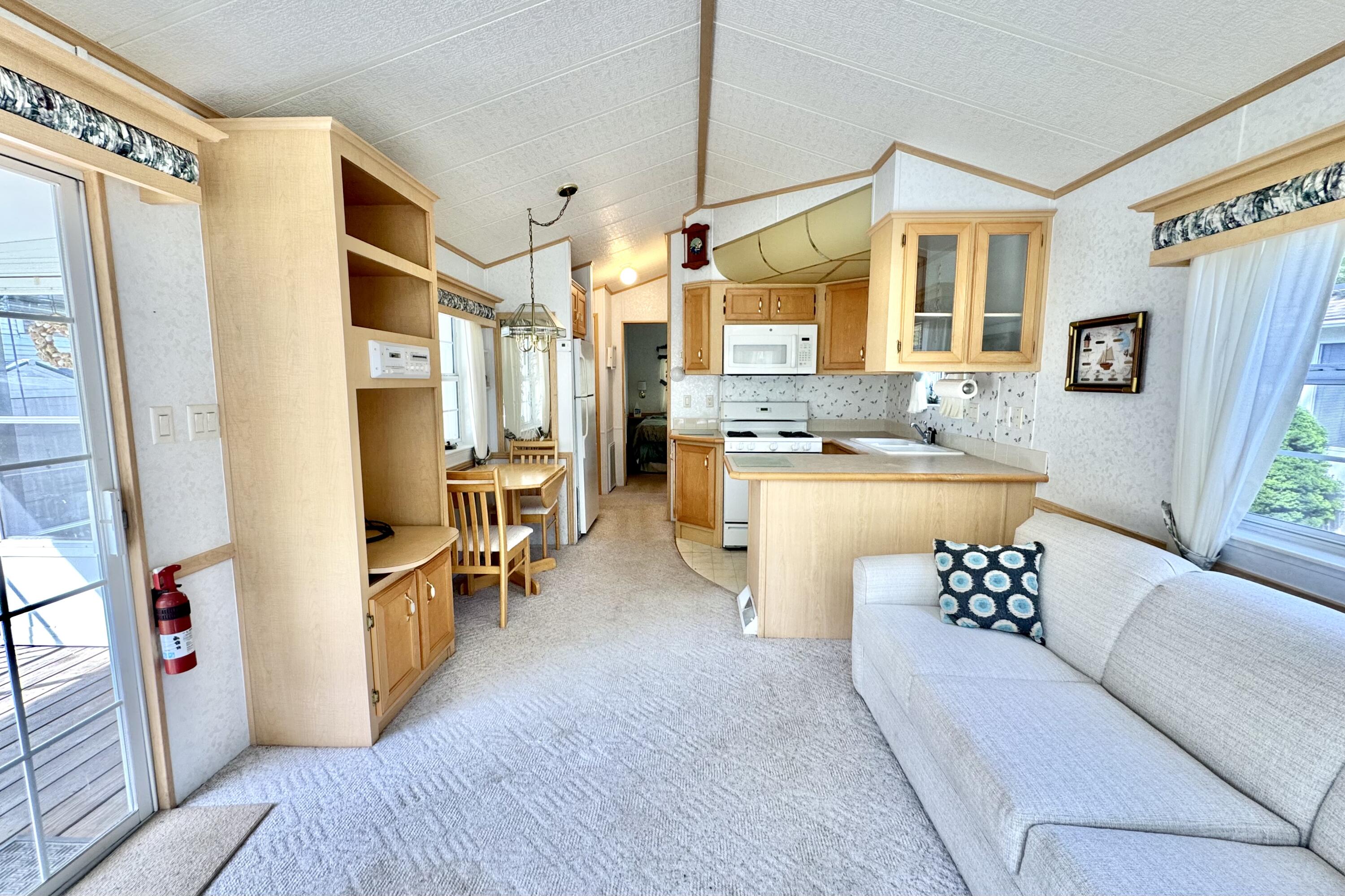 430 Post Road, Unit 98 Wells, ME 04090 - Photo 10 of 18 IMG_1096