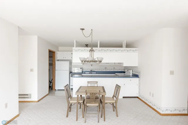 $99,900 | 131 8th Avenue Southeast, Unit 7, Mayville, ND 58257