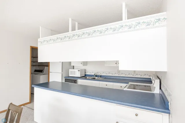 $99,900 | 131 8th Avenue Southeast, Unit 7, Mayville, ND 58257