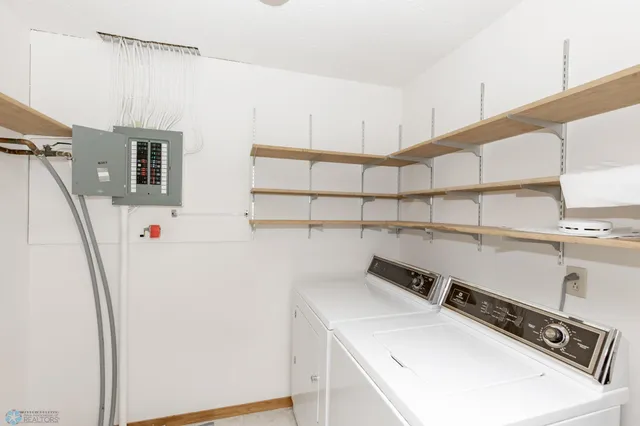 $99,900 | 131 8th Avenue Southeast, Unit 7, Mayville, ND 58257