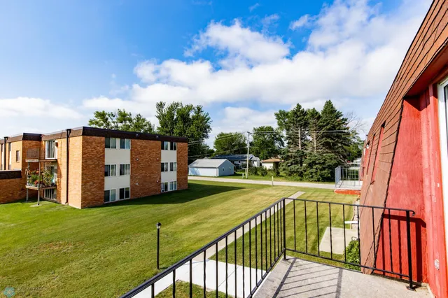 $99,900 | 131 8th Avenue Southeast, Unit 7, Mayville, ND 58257